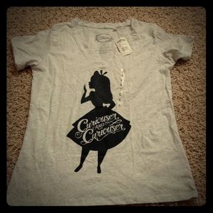 Disney Alice in wonderland tee